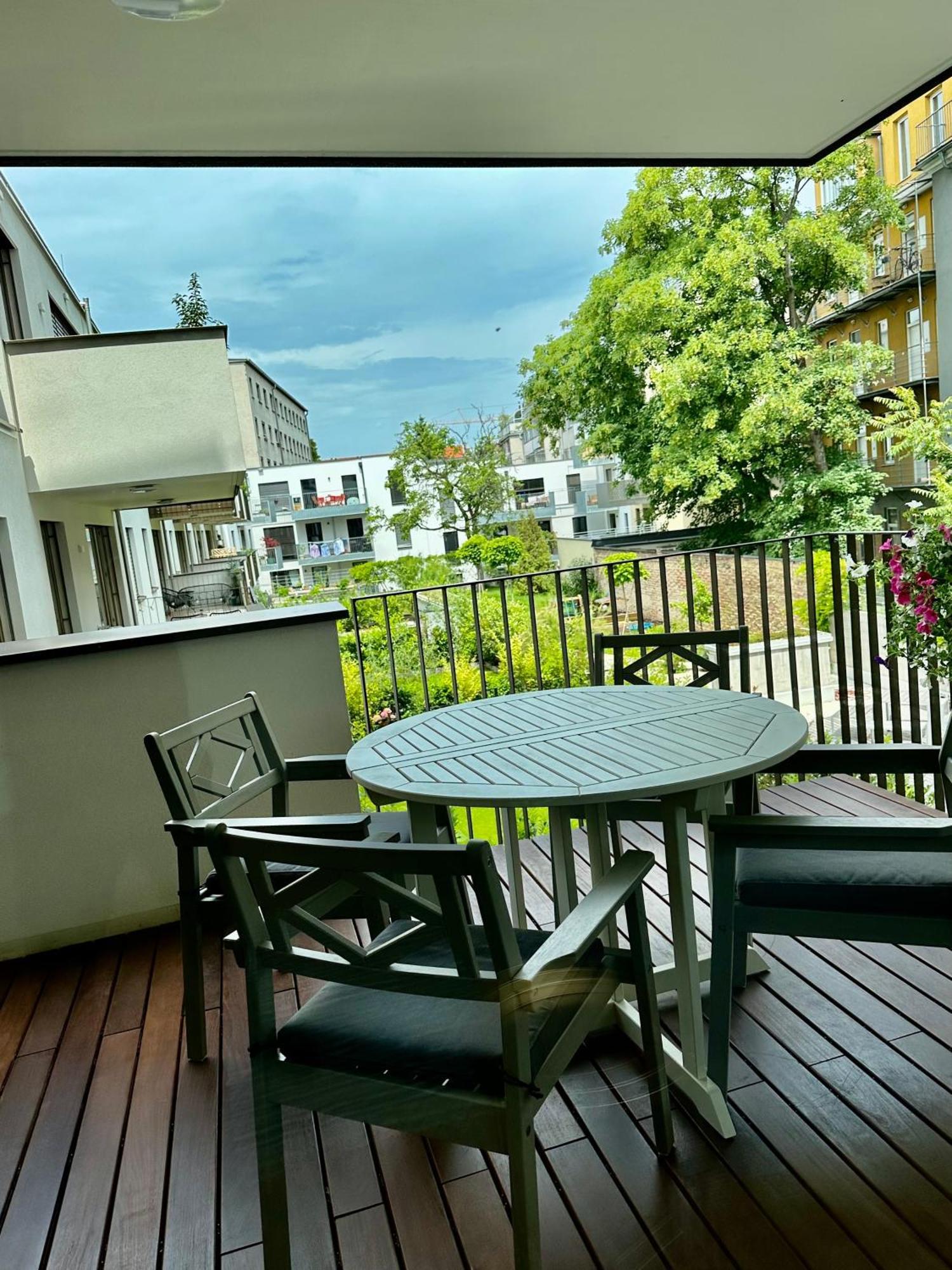 Vienna Sunny Side Up Apartments المظهر الخارجي الصورة